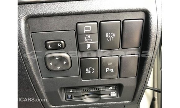 Buy Import Toyota Land Cruiser White Car in Import - Dubai in Abhasia Buy Import Toyota Land Cruiser White Car in Import - Dubai in Abhasia