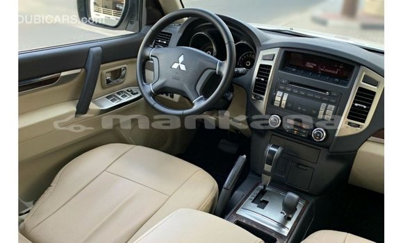 Buy Import Mitsubishi Pajero White Car in Import - Dubai in Abhasia Buy Import Mitsubishi Pajero White Car in Import - Dubai in Abhasia