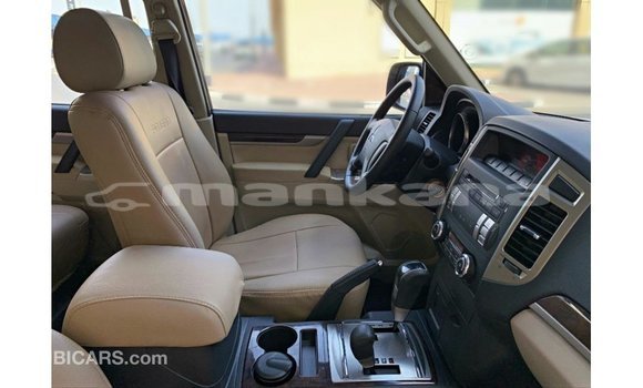 Buy Import Mitsubishi Pajero White Car in Import - Dubai in Abhasia Buy Import Mitsubishi Pajero White Car in Import - Dubai in Abhasia