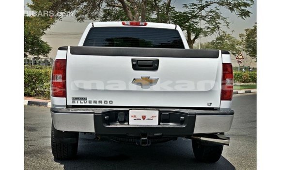 Buy Import Chevrolet Silverado White Car in Import - Dubai in Abhasia Buy Import Chevrolet Silverado White Car in Import - Dubai in Abhasia