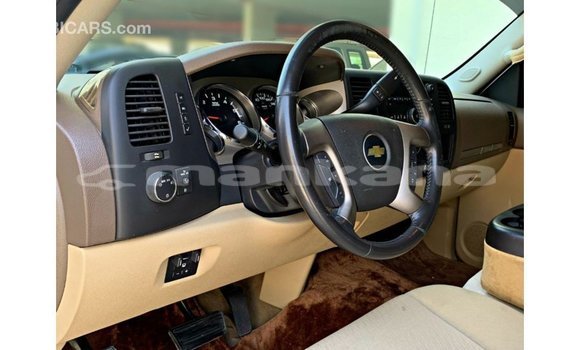 Buy Import Chevrolet Silverado White Car in Import - Dubai in Abhasia Buy Import Chevrolet Silverado White Car in Import - Dubai in Abhasia