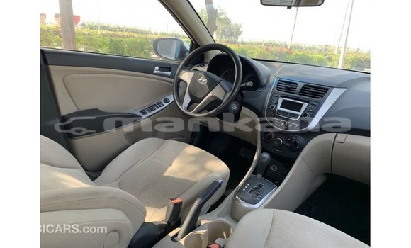 Buy Import Hyundai Accent White Car in Import - Dubai in Abhasia Buy Import Hyundai Accent White Car in Import - Dubai in Abhasia
