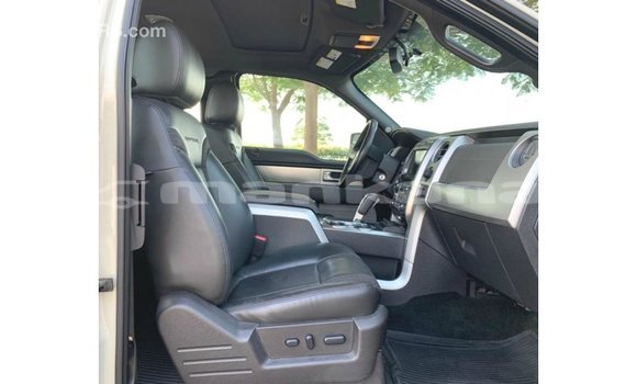 Buy Import Ford Club Wagon Beige Car in Import - Dubai in Abhasia Buy Import Ford Club Wagon Beige Car in Import - Dubai in Abhasia