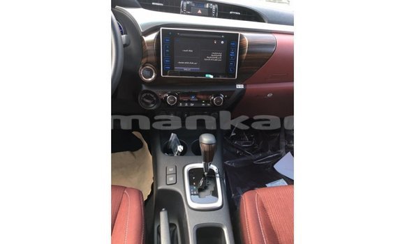 Buy Import Toyota Hilux White Car in Import - Dubai in Abhasia Buy Import Toyota Hilux White Car in Import - Dubai in Abhasia