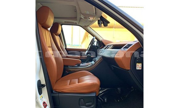 Buy Import Land Rover Range Rover White Car in Import - Dubai in Abhasia Buy Import Land Rover Range Rover White Car in Import - Dubai in Abhasia