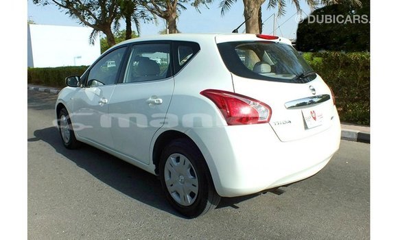 Buy Import Nissan Tiida White Car in Import - Dubai in Abhasia Buy Import Nissan Tiida White Car in Import - Dubai in Abhasia
