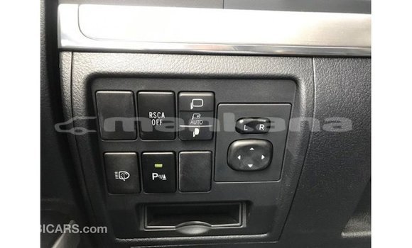 Buy Import Toyota Land Cruiser White Car in Import - Dubai in Abhasia Buy Import Toyota Land Cruiser White Car in Import - Dubai in Abhasia