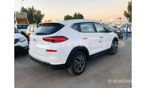 Buy Import Hyundai Tucson White Car in Import - Dubai in Abhasia Buy Import Hyundai Tucson White Car in Import - Dubai in Abhasia