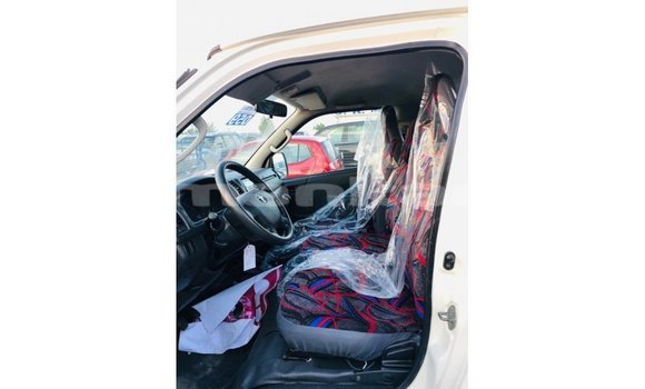 Buy Import Toyota Hiace White Car in Import - Dubai in Abhasia Buy Import Toyota Hiace White Car in Import - Dubai in Abhasia