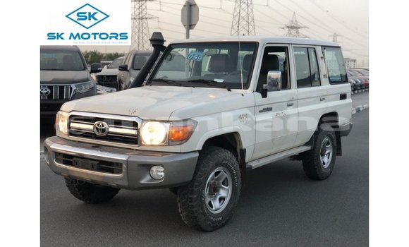 Buy Import Toyota Land Cruiser White Car in Import - Dubai in Abhasia Buy Import Toyota Land Cruiser White Car in Import - Dubai in Abhasia