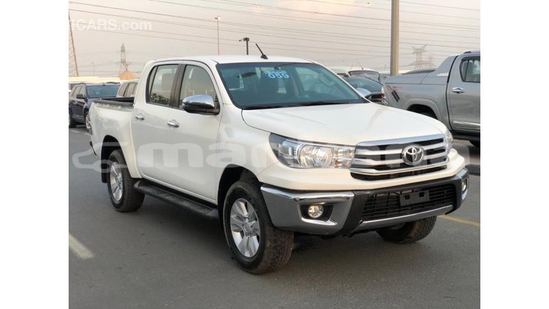 Big with watermark toyota hilux abhasia import dubai 3686