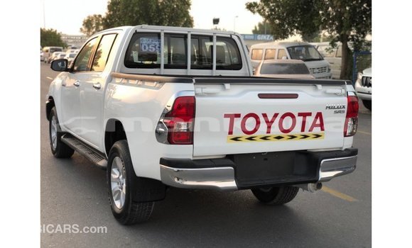 Buy Import Toyota Hilux White Car in Import - Dubai in Abhasia Buy Import Toyota Hilux White Car in Import - Dubai in Abhasia