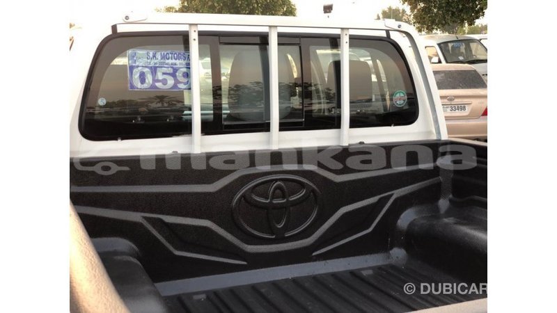 Big with watermark toyota hilux abhasia import dubai 3686