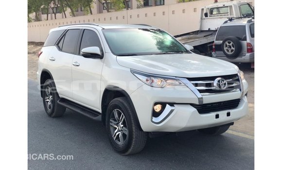 Buy Import Toyota Fortuner White Car in Import - Dubai in Abhasia Buy Import Toyota Fortuner White Car in Import - Dubai in Abhasia