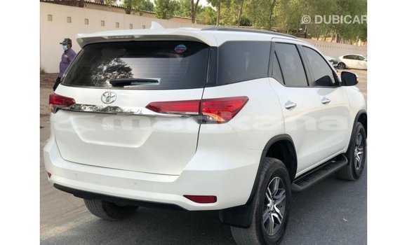 Buy Import Toyota Fortuner White Car in Import - Dubai in Abhasia Buy Import Toyota Fortuner White Car in Import - Dubai in Abhasia
