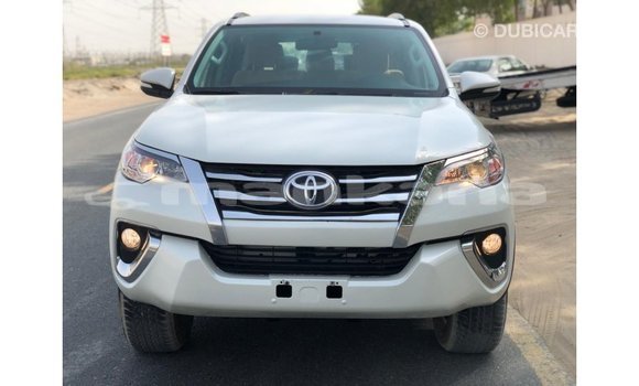 Buy Import Toyota Fortuner White Car in Import - Dubai in Abhasia Buy Import Toyota Fortuner White Car in Import - Dubai in Abhasia