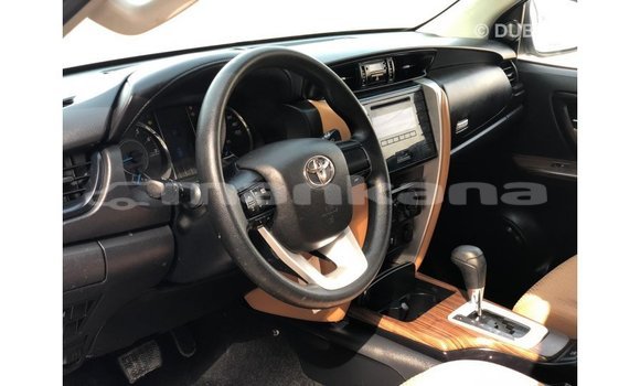 Buy Import Toyota Fortuner White Car in Import - Dubai in Abhasia Buy Import Toyota Fortuner White Car in Import - Dubai in Abhasia