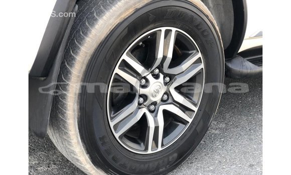 Buy Import Toyota Fortuner White Car in Import - Dubai in Abhasia Buy Import Toyota Fortuner White Car in Import - Dubai in Abhasia