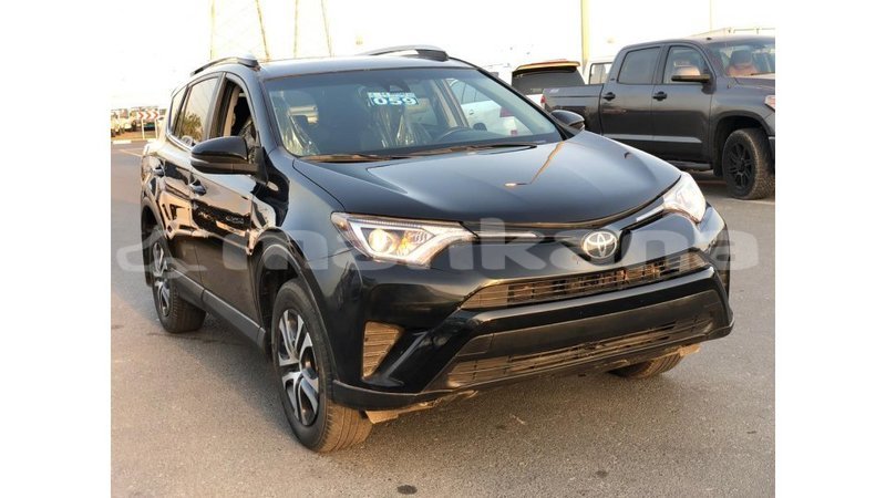 Big with watermark toyota hiace abhasia import dubai 3702