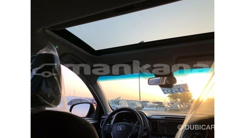 Big with watermark toyota hiace abhasia import dubai 3702