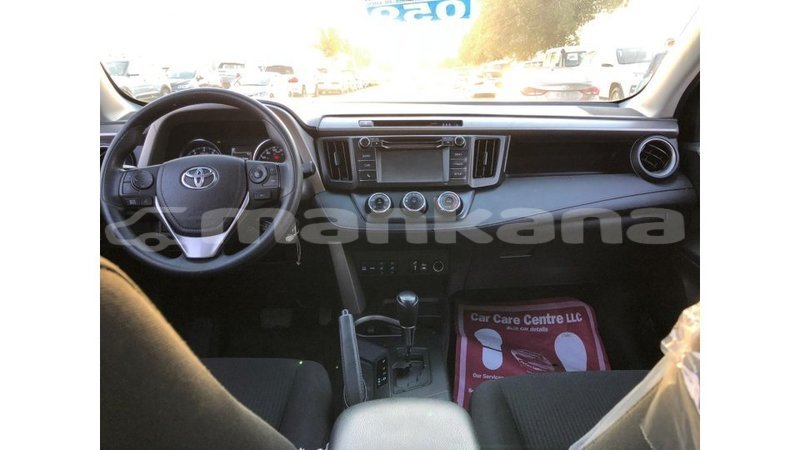 Big with watermark toyota hiace abhasia import dubai 3702