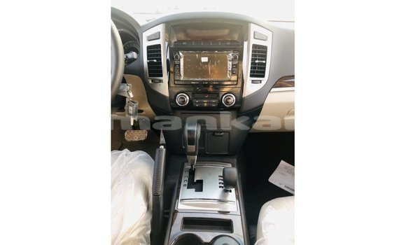 Buy Import Mitsubishi Pajero Black Car in Import - Dubai in Abhasia Buy Import Mitsubishi Pajero Black Car in Import - Dubai in Abhasia