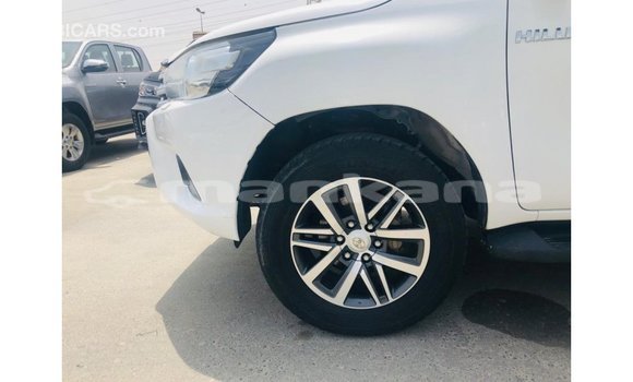 Buy Import Toyota Hilux White Car in Import - Dubai in Abhasia Buy Import Toyota Hilux White Car in Import - Dubai in Abhasia
