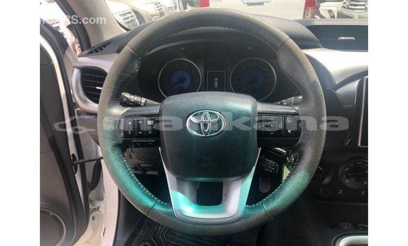 Buy Import Toyota Hilux White Car in Import - Dubai in Abhasia Buy Import Toyota Hilux White Car in Import - Dubai in Abhasia