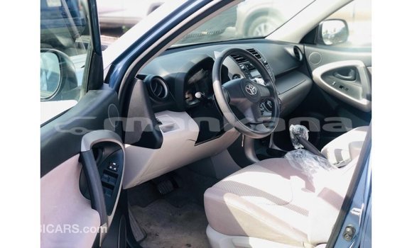 Buy Import Toyota HiAce Blue Truck in Import - Dubai in Abhasia Buy Import Toyota HiAce Blue Truck in Import - Dubai in Abhasia