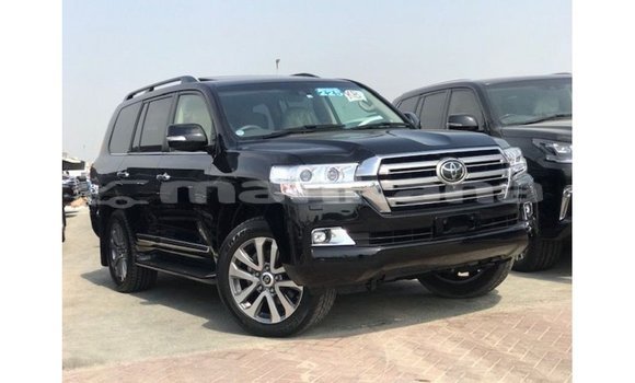 Buy Import Toyota Land Cruiser Black Car in Import - Dubai in Abhasia