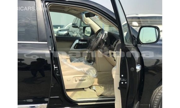 Buy Import Toyota Land Cruiser Black Car in Import - Dubai in Abhasia Buy Import Toyota Land Cruiser Black Car in Import - Dubai in Abhasia