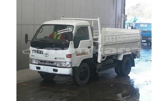 Buy Import Toyota Dyna White Truck in Import - Dubai in Abhasia Buy Import Toyota Dyna White Truck in Import - Dubai in Abhasia