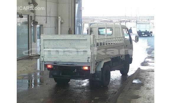 Buy Import Toyota Dyna White Truck in Import - Dubai in Abhasia Buy Import Toyota Dyna White Truck in Import - Dubai in Abhasia