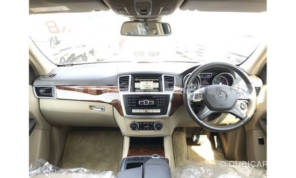 Buy Import Mercedes-Benz 190 White Car in Import - Dubai in Abhasia Buy Import Mercedes-Benz 190 White Car in Import - Dubai in Abhasia