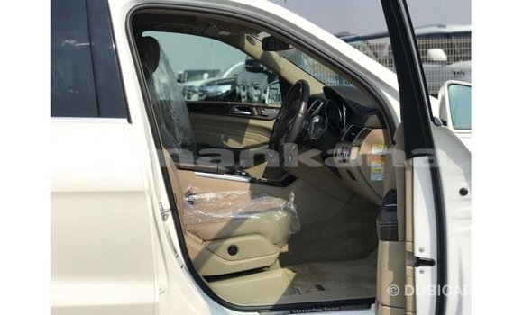 Buy Import Mercedes-Benz 190 White Car in Import - Dubai in Abhasia Buy Import Mercedes-Benz 190 White Car in Import - Dubai in Abhasia
