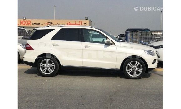 Buy Import Mercedes-Benz 190 White Car in Import - Dubai in Abhasia Buy Import Mercedes-Benz 190 White Car in Import - Dubai in Abhasia