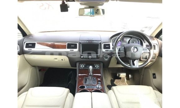 Buy Import Volkswagen Touareg Brown Car in Import - Dubai in Abhasia Buy Import Volkswagen Touareg Brown Car in Import - Dubai in Abhasia