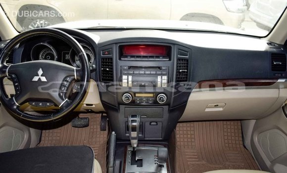 Buy Import Mitsubishi Pajero White Car in Import - Dubai in Abhasia Buy Import Mitsubishi Pajero White Car in Import - Dubai in Abhasia