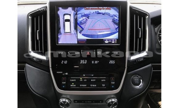 Buy Import Toyota Land Cruiser White Car in Import - Dubai in Abhasia Buy Import Toyota Land Cruiser White Car in Import - Dubai in Abhasia