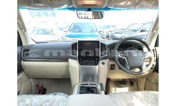 Buy Import Toyota Land Cruiser Black Car in Import - Dubai in Abhasia Buy Import Toyota Land Cruiser Black Car in Import - Dubai in Abhasia