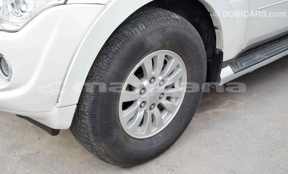 Buy Import Mitsubishi Pajero White Car in Import - Dubai in Abhasia Buy Import Mitsubishi Pajero White Car in Import - Dubai in Abhasia