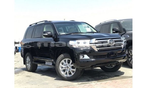 Buy Import Toyota Land Cruiser Black Car in Import - Dubai in Abhasia
