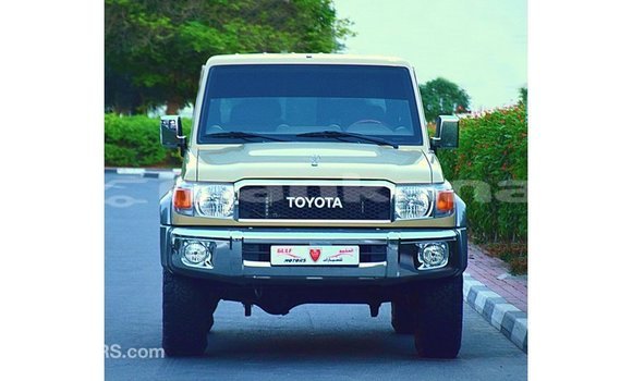 Buy Import Toyota Land Cruiser Beige Car in Import - Dubai in Abhasia Buy Import Toyota Land Cruiser Beige Car in Import - Dubai in Abhasia
