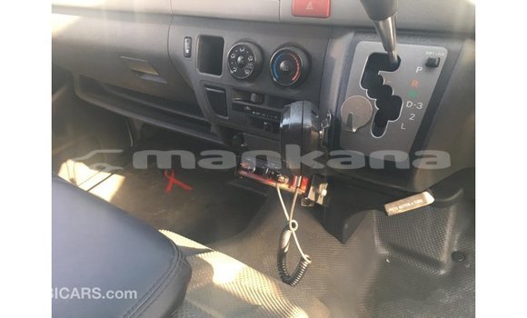Buy Import Toyota Hiace White Car in Import - Dubai in Abhasia Buy Import Toyota Hiace White Car in Import - Dubai in Abhasia