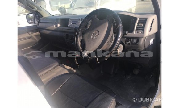 Buy Import Toyota Hiace White Car in Import - Dubai in Abhasia Buy Import Toyota Hiace White Car in Import - Dubai in Abhasia