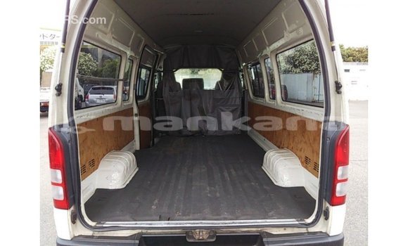 Buy Import Toyota Hiace White Car in Import - Dubai in Abhasia Buy Import Toyota Hiace White Car in Import - Dubai in Abhasia