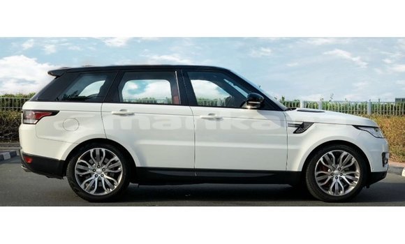 Buy Import Land Rover Range Rover White Car in Import - Dubai in Abhasia Buy Import Land Rover Range Rover White Car in Import - Dubai in Abhasia