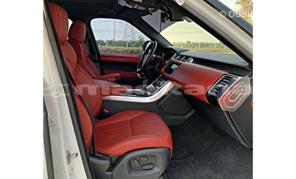 Buy Import Land Rover Range Rover White Car in Import - Dubai in Abhasia Buy Import Land Rover Range Rover White Car in Import - Dubai in Abhasia