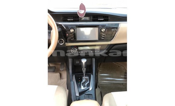 Buy Import Toyota Corolla White Car in Import - Dubai in Abhasia Buy Import Toyota Corolla White Car in Import - Dubai in Abhasia