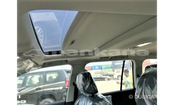 Buy Import Toyota Land Cruiser White Car in Import - Dubai in Abhasia Buy Import Toyota Land Cruiser White Car in Import - Dubai in Abhasia